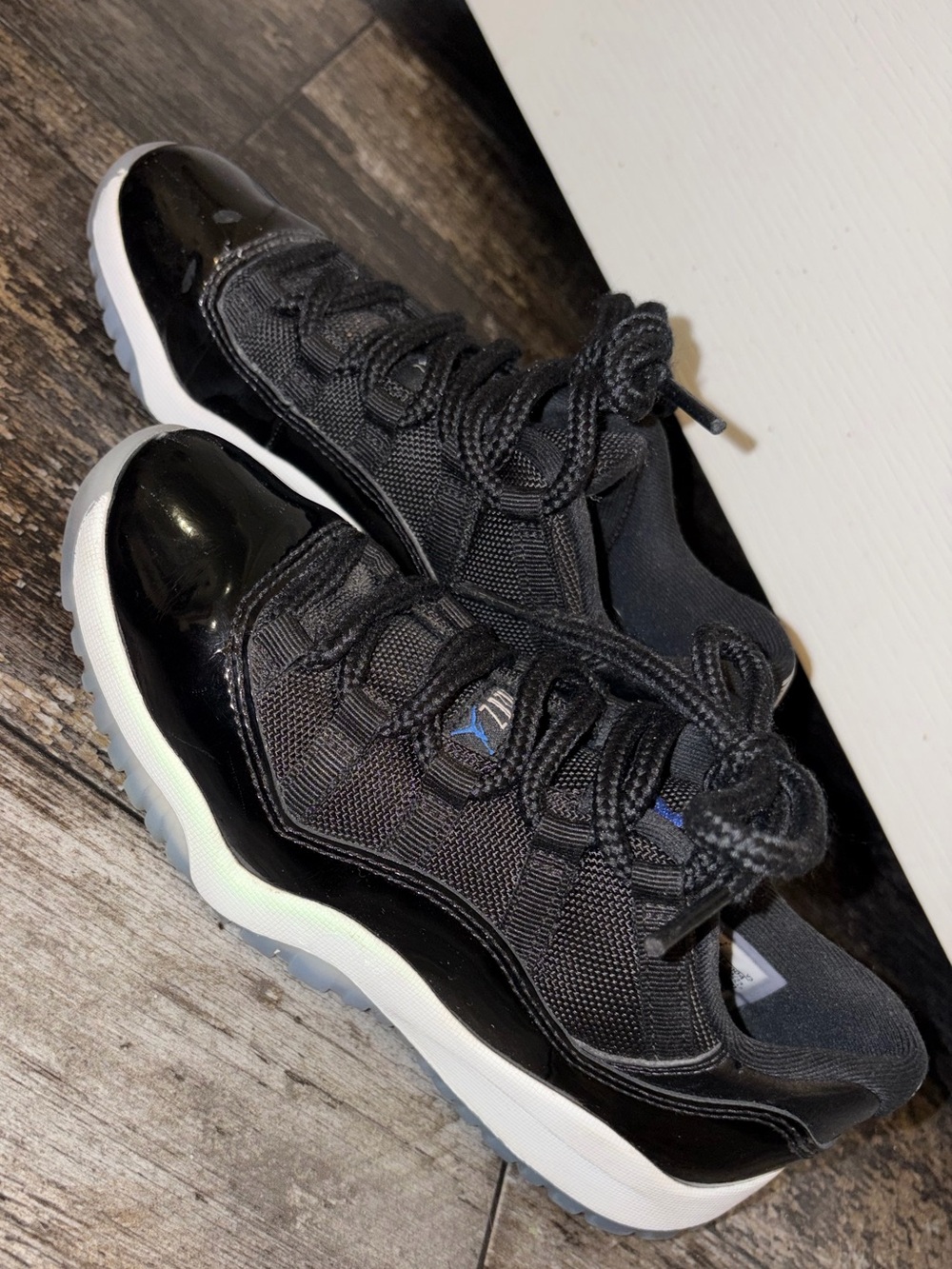 Jordan Retro 11s Boys EUC